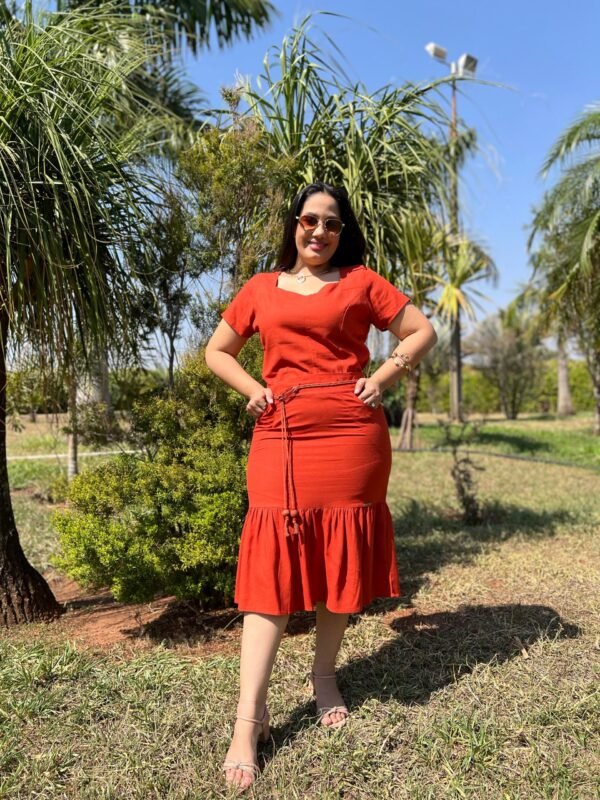 Conjunto Canela Saia Cordão e Blusa - Sol da Justiça