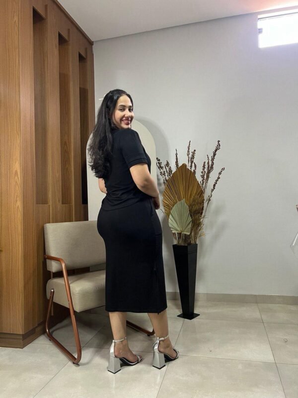 Conjunto Moletinho Saia Midi e Blusa - Image 4