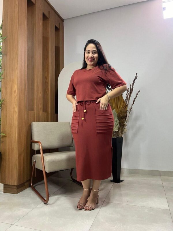 Conjunto Moletinho Saia Midi e Blusa - Image 7