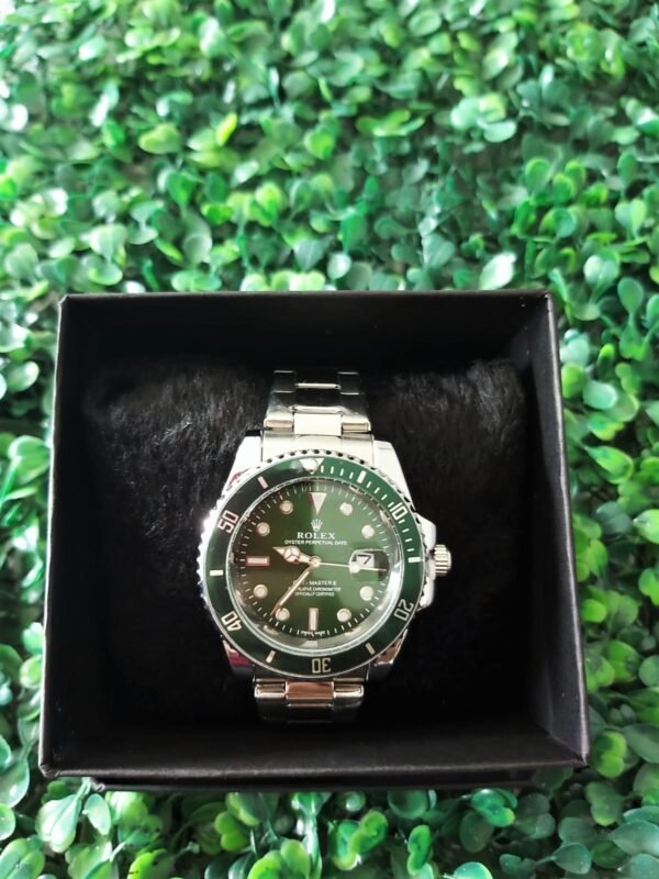 Relógio Masculino Rolex Prata com Verde Submariner - Image 3