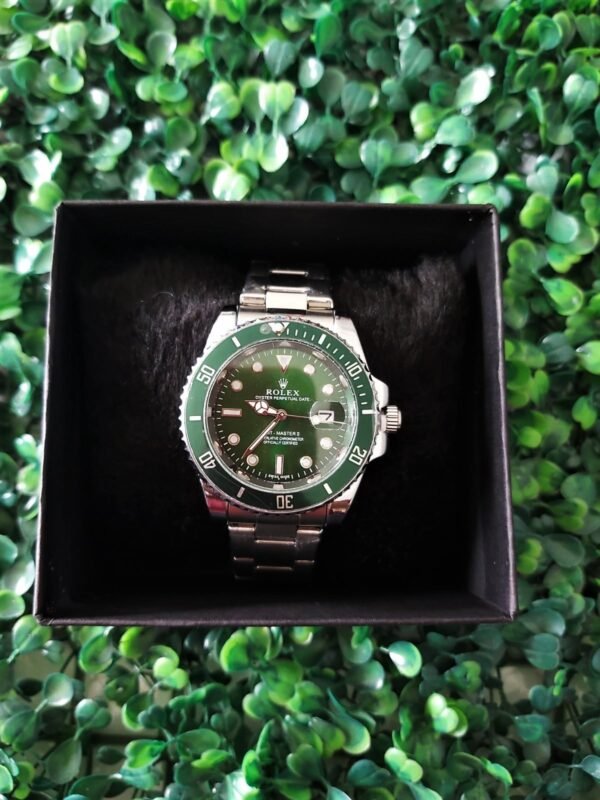Relógio Masculino Rolex Prata com Verde Submariner
