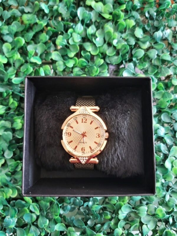 Relógio Feminino Dourado com Brilho - Image 2