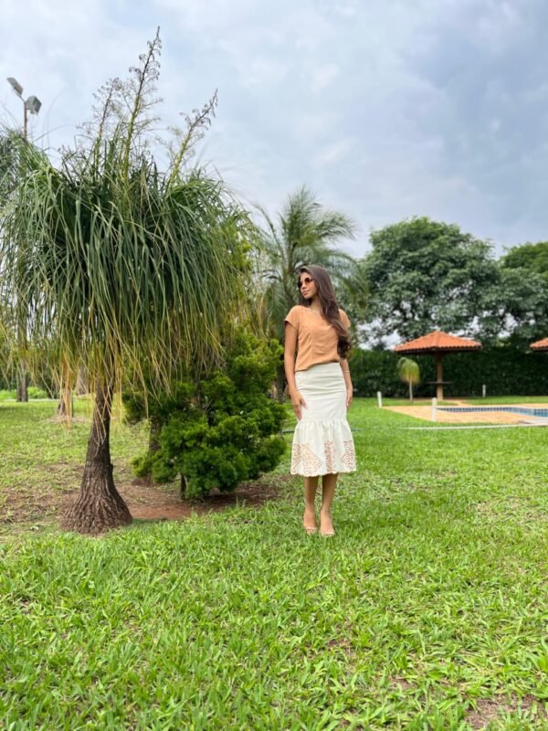 Conjunto de Linho Saia Midi e Blusa - Sol da Justiça - Image 3