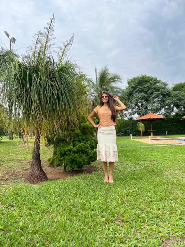 Conjunto de Linho Saia Midi e Blusa - Sol da Justiça