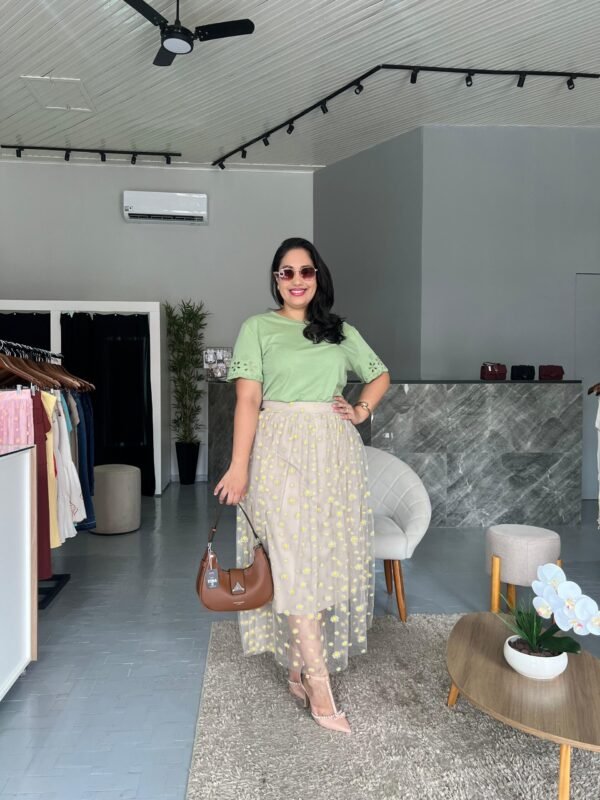 Saia Feminina Midi de Tule