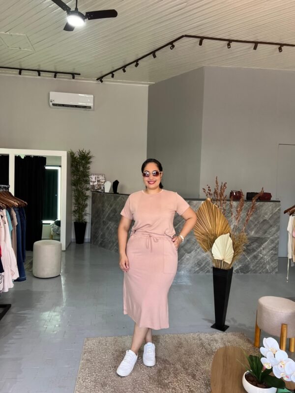 Conjunto Moletinho Saia Midi com Fenda e Blusa - Image 4