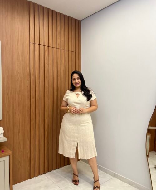 Vestido Midi Cru Em Linho Sofisticado (G)